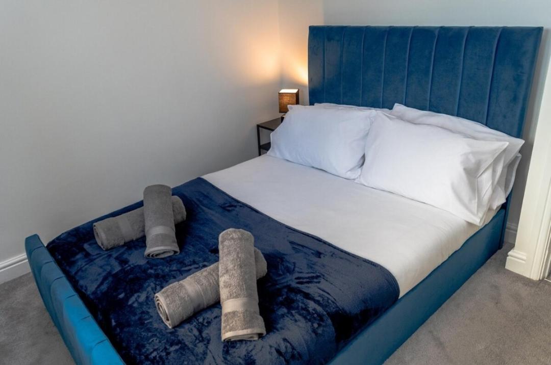 Charming York House- Walking Distance To Town Centre Villa Екстериор снимка
