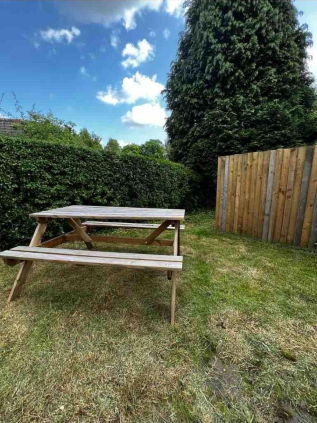Charming York House- Walking Distance To Town Centre Villa Екстериор снимка